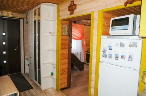 Hostal Holiday Home Tihotut