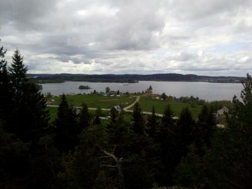 Hostal Holiday Home Tihotut