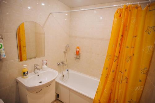 Apartamento Sutkidvoye On Traktornaya