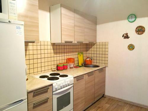 Apartment On Leninskiy 124 B