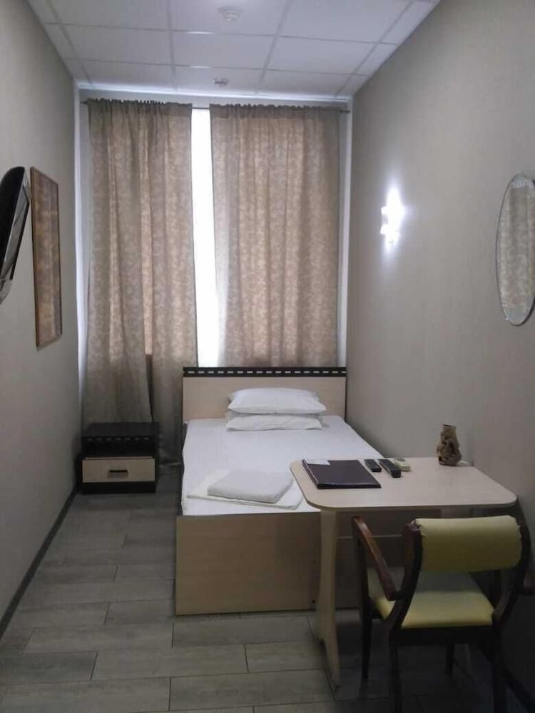 Penates Hostel
