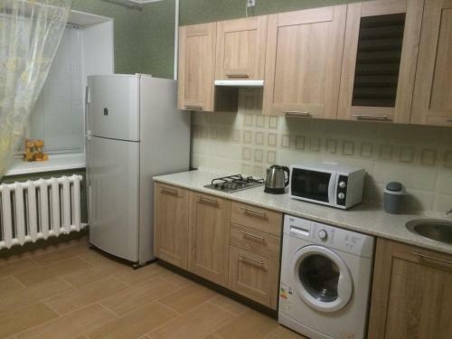 Apartment On Shustova 4