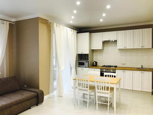 Apartment Max