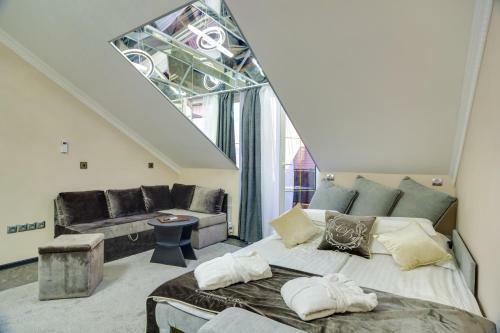 Exclusive Hotel
