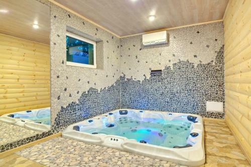 Exclusive Hotel