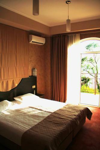 Agama Hotel