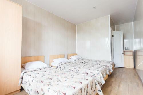 Hotel Shirokaya Baza Otdykha