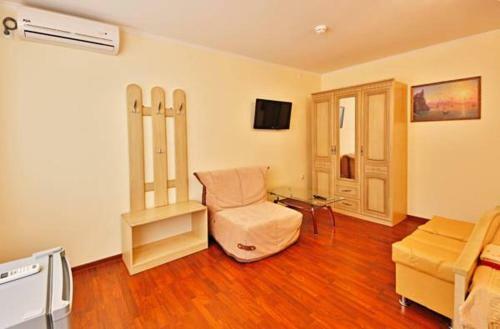 Hostal Zolotaya Loza Guest House