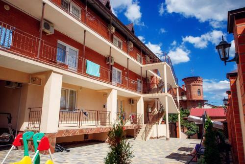 Hostal Zolotaya Loza Guest House