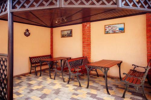 Hostal Zolotaya Loza Guest House