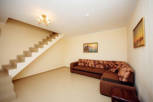 Hostal Zolotaya Loza Guest House