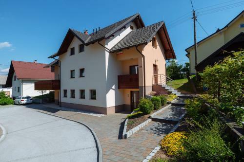 Apartments Burja