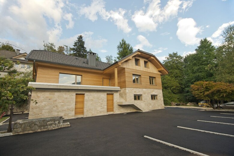 Hostal Vila Alpina