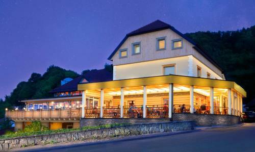 Hostal Guesthouse Les