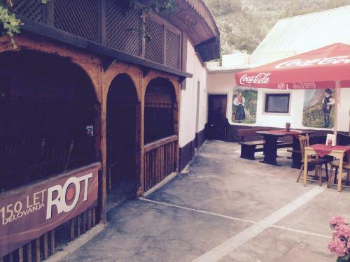 B&B Rot