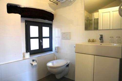 Hostal Apartments Dvor