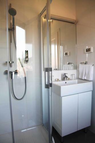 Hostal Apartments Dvor