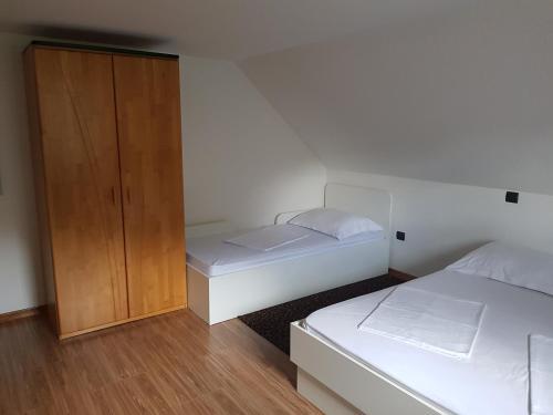 Hostal Penzion Vodnik