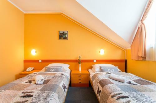 Hotel Alma & Castle Hrib