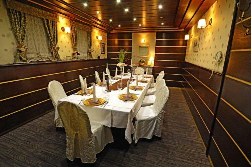 Hotel Leonardo