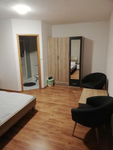Hostal Guest House Kveder