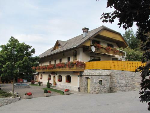 Hostal Guest House Kveder