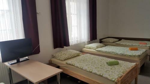 Hotel & Hostel Marenberg Radlje