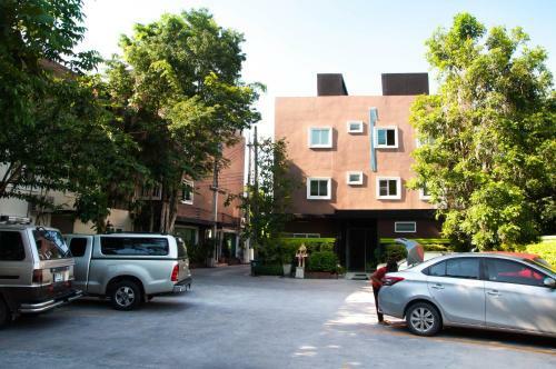 Hotel Pova Residence And Boutiques Resort