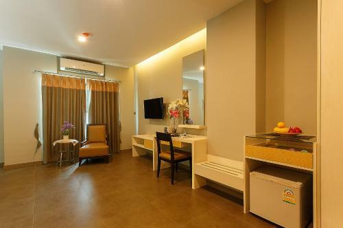 Green Point Residence Hotel