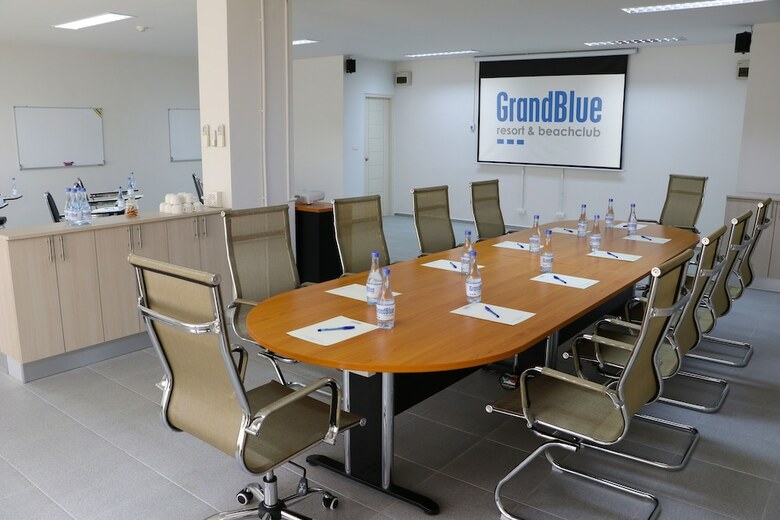 Hotel Grandblue Resort & Beachclub