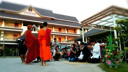 Sawadeelanna Hotel
