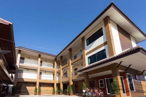 Benya Hotel