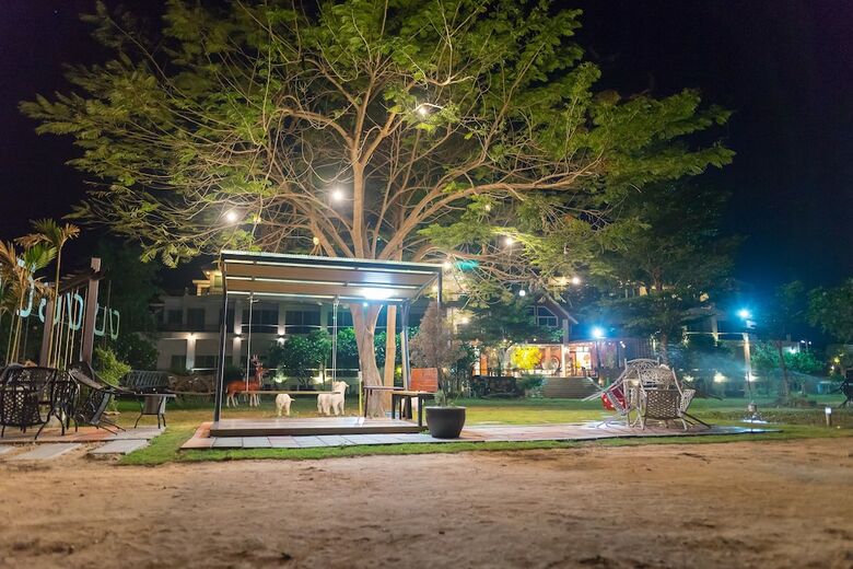 Vieng Khong Hotel