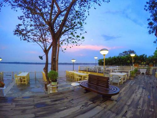 Hostal Sawan Sumran