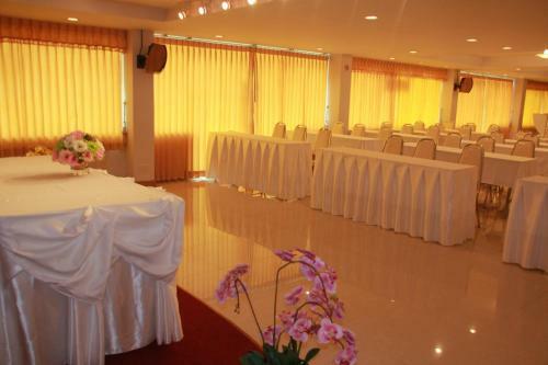 That Phanom River View Hotel