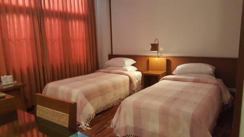 Dusit Hotel