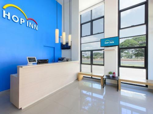 Hotel Hop Inn Sakon Nakhon