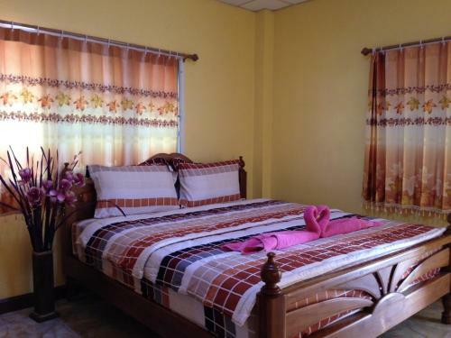 Hostal Tassana House