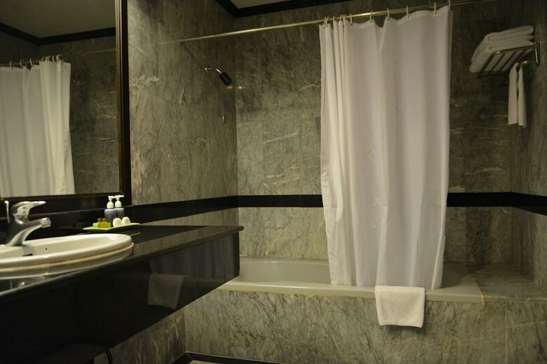 Hotel Sir James Resort