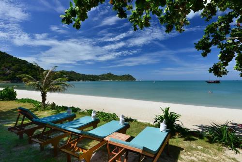 Hotel Pingchan Koh Phangan Beachfront Resort