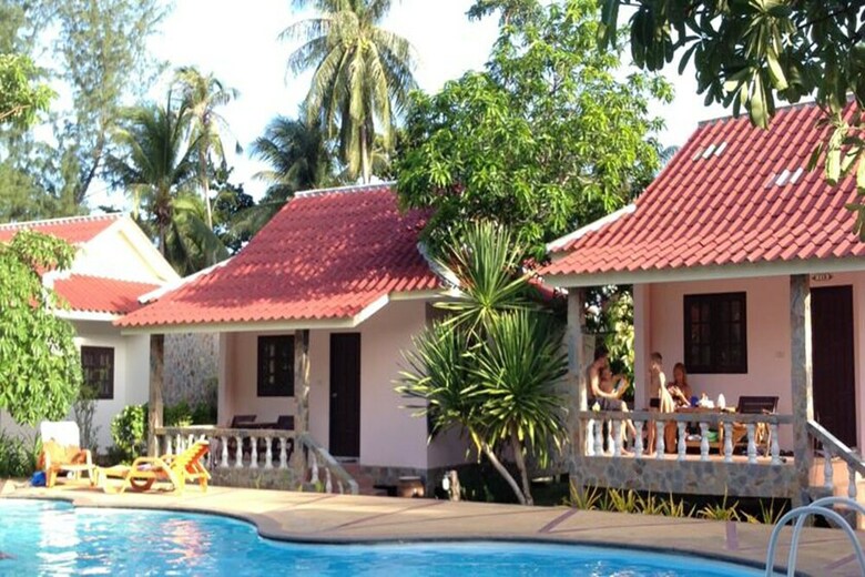 Hotel Phuwadee Resort & Spa