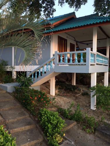 Hotel Dragon Hut Resort