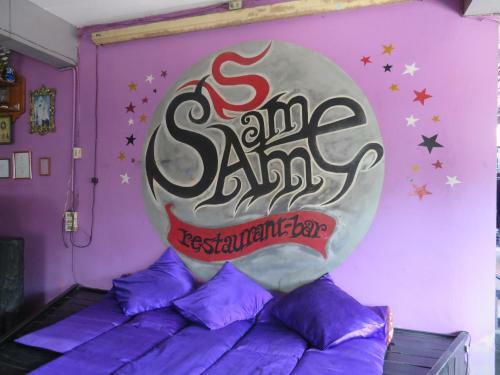 Hostal Same Same Guesthouse, Bar & Restaurant
