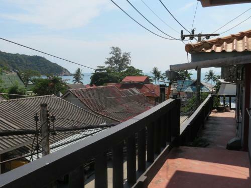 Hostal Same Same Guesthouse, Bar & Restaurant