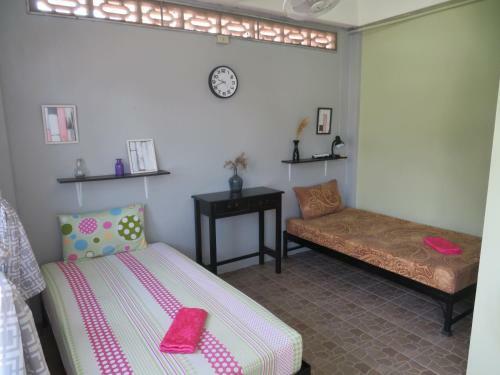 Hostal Same Same Guesthouse, Bar & Restaurant
