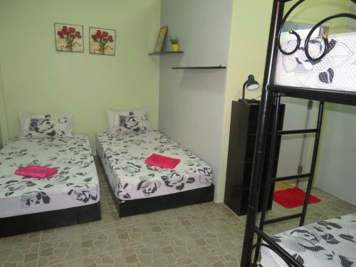 Hostal Same Same Guesthouse, Bar & Restaurant