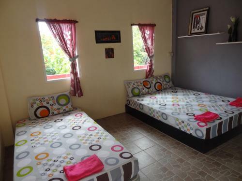 Hostal Same Same Guesthouse, Bar & Restaurant