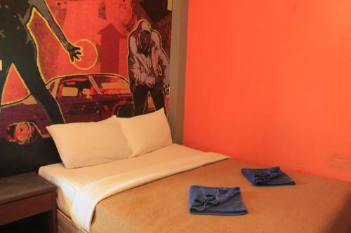 Hostal Baan Talay Guesthouse