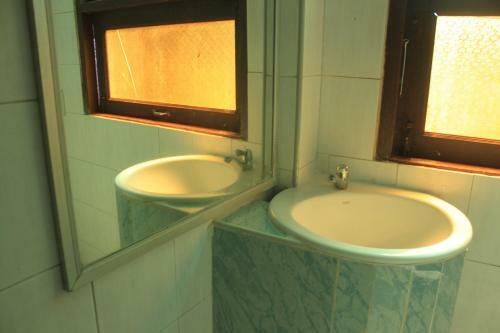 Hostal Baan Talay Guesthouse