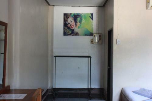 Hostal Baan Talay Guesthouse